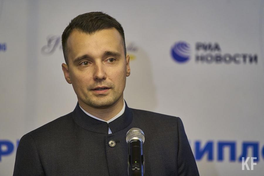 «Петушиные бои» или как борьба за пост президента «Лиги студентов» Татарстана превратилась в месиво из угроз и унижений