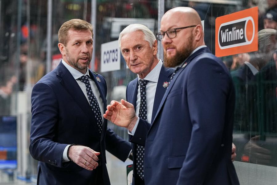 Кинули якорь. Билялетдинов дожал «Адмирал» в валидольной концовке