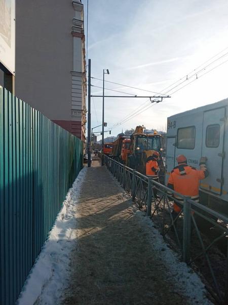 МУП «Водоканал» выехал на перекресток в Казани, где прорвало водопровод МУП «Водоканал» выехал на перекресток в Казани, где прорвало водопровод