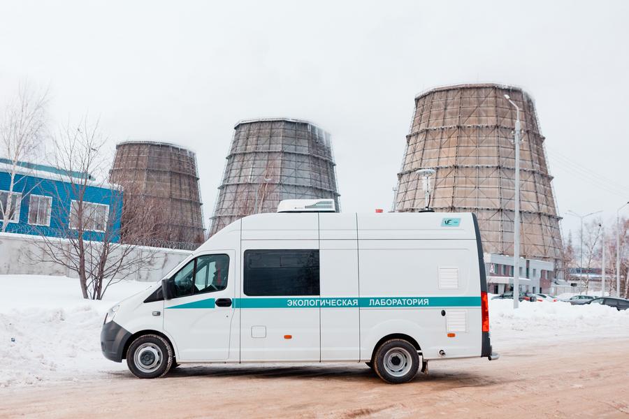 На «Казаньоргсинтезе» начала работу мобильная экологическая лаборатория