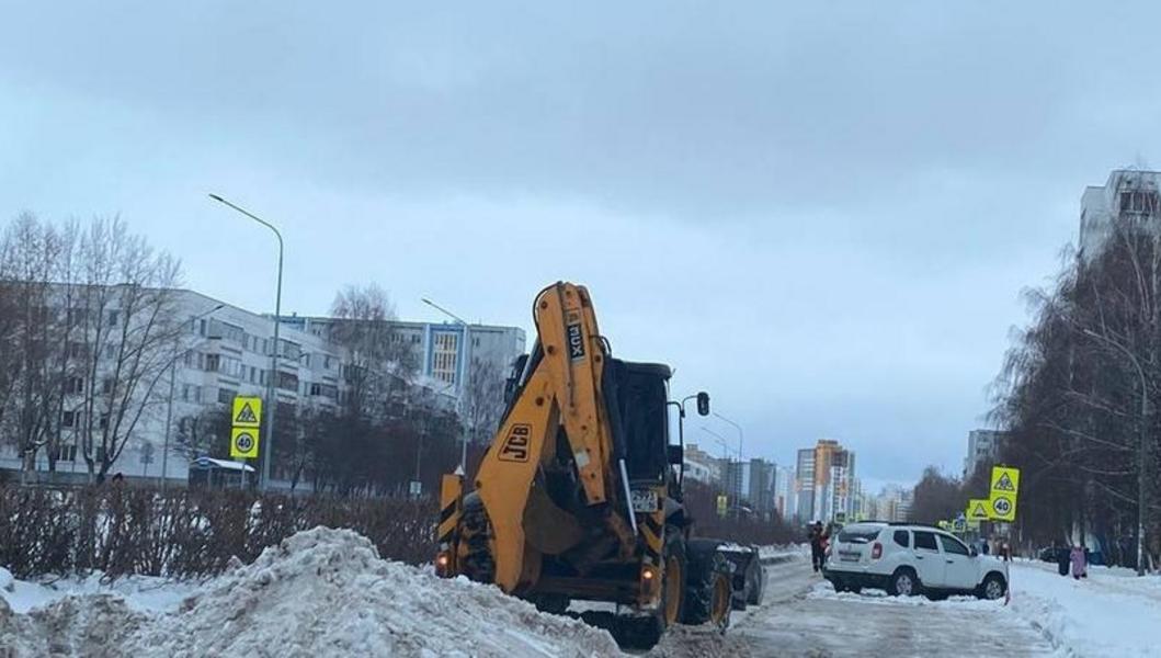 «Если кому-то психолог нужен — возьмите в руку лопату, помогите убраться»