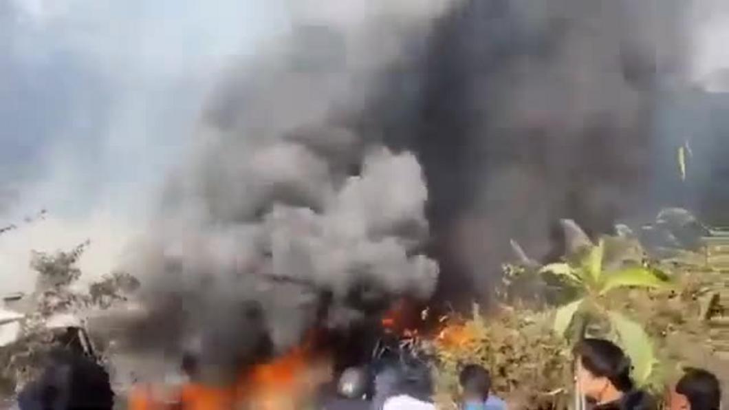Самолет с 72 пассажирами на борту разбился в Непале