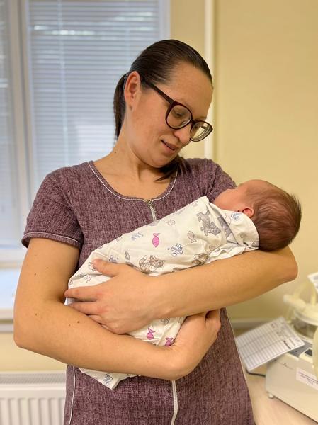 Новорожденную девочку с тяжелой дыхательной недостаточностью спасли нижнекамские врачи