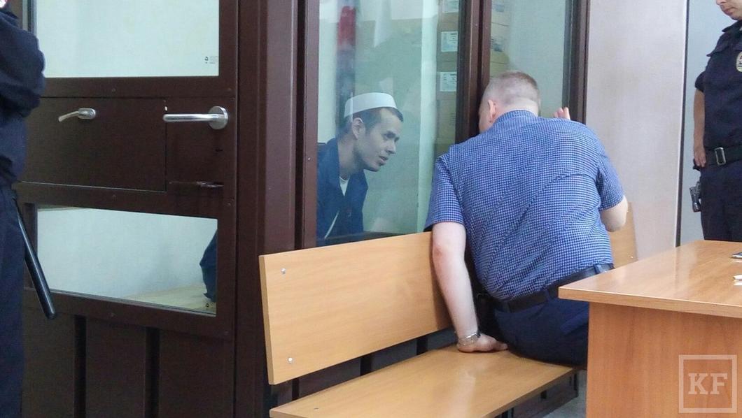 Суд Казани оставил под арестом последователей экстремистских идей