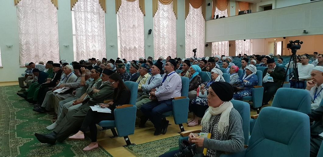Рустам Минниханов: Религиозные деятели играют большую роль в сохранении татарских традиций