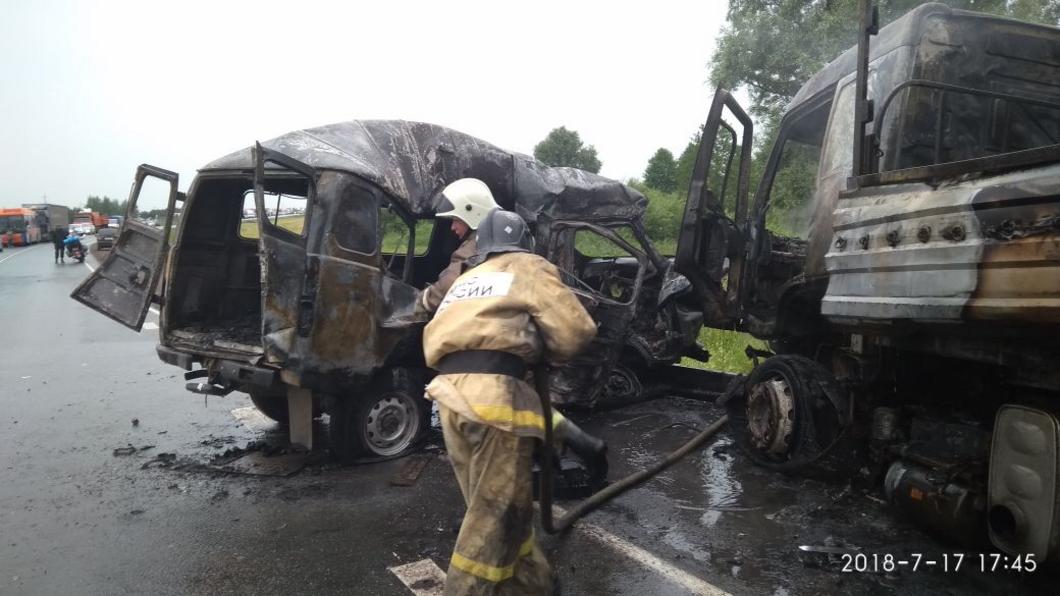 Четыре человека погибли в аварии в Татарстане