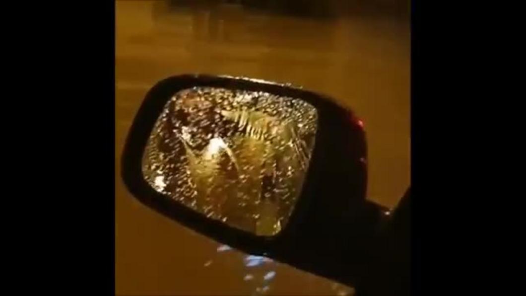 Ночной ливень затопил улицу Дементьева в Казани