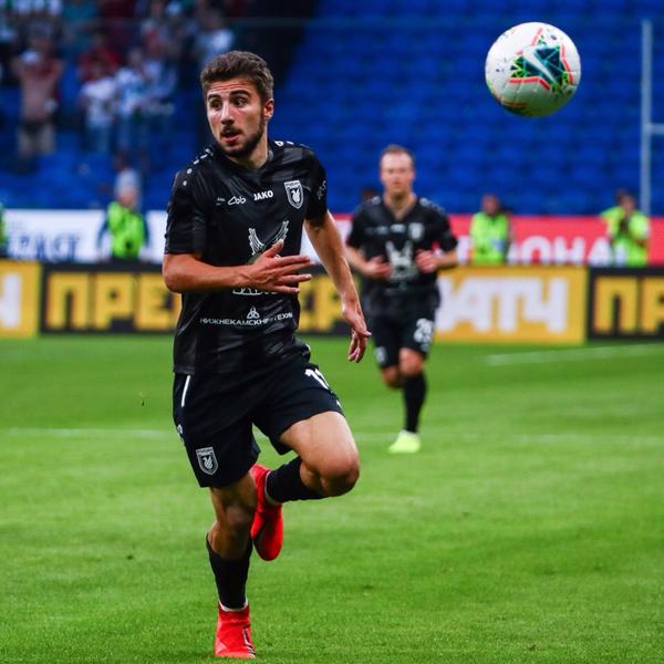 «Рубин» вдохновенно сыграл с «Динамо», не помешало даже удаление