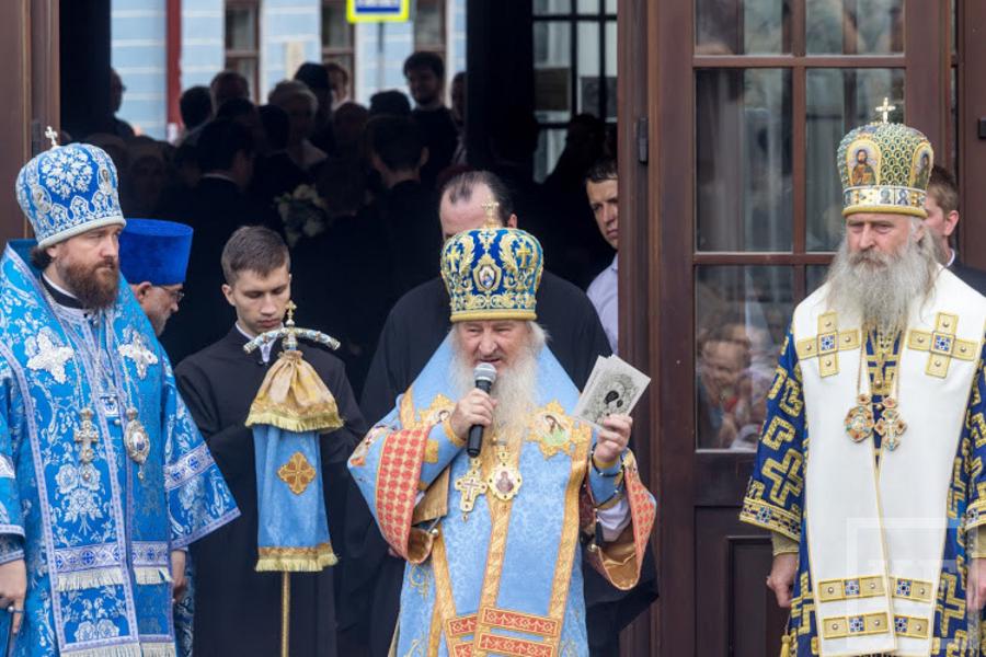 Фоторепортаж: крестный ход в Казани