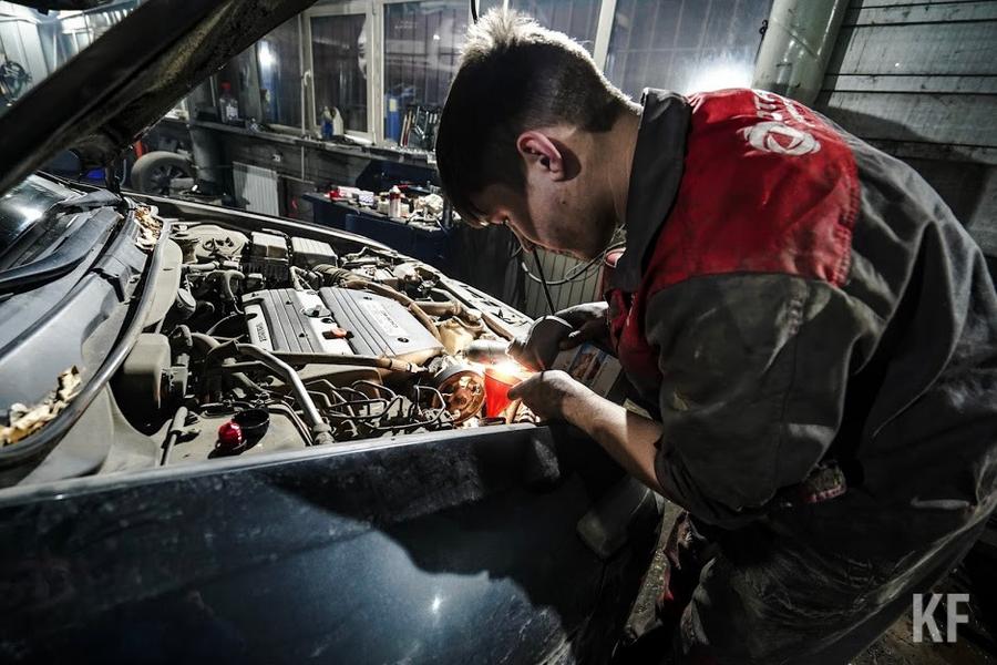 Конец «разборкам»: в России хотят запретить б/у запчасти для ремонта машин