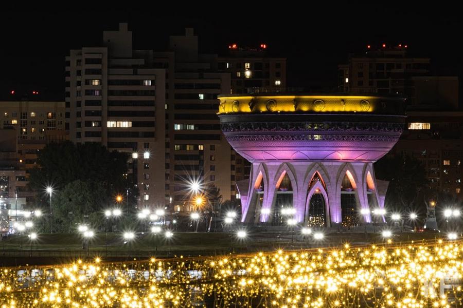 «Уродство какое-то»: казанцы высмеяли подсветку цирка и Чаши