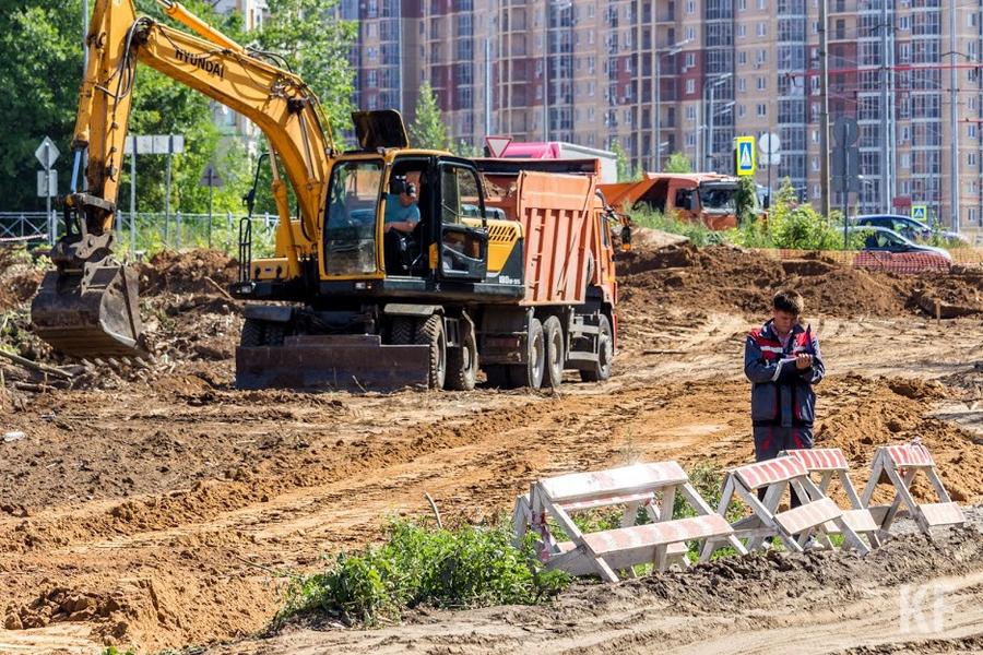 «Мы защищаемся и постепенно учимся жить в новых условиях»