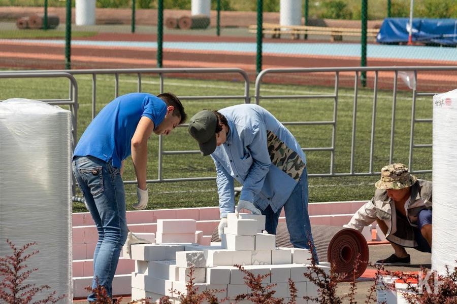 Безработным временно помогут