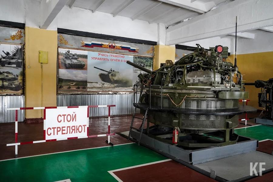 «Количество желающих стать офицером-танкистом не убавилось»