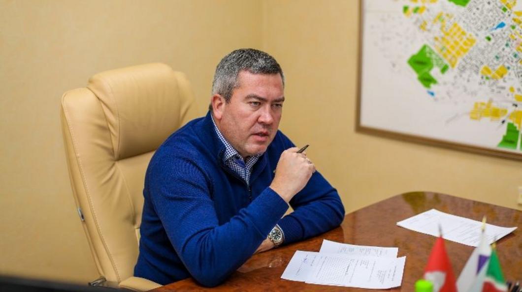 А и Б - сколько заработали и чем владеют главы районов юго-востока Татарстана