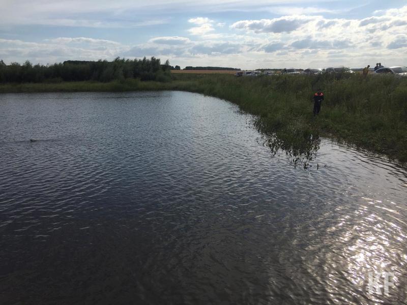 В Татарстане ищут двоих подростков, пропавших во время купания на запрещенном водоеме