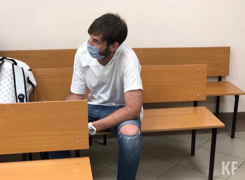 Двое казанцев «нагрели» клиентов «Совкомбанка» на 14 миллионов рублей Двое казанцев «нагрели» клиентов «Совкомбанка» на 14 миллионов рублей