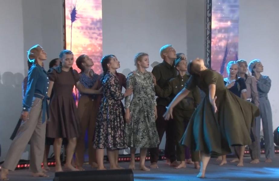 На смене «Созвездие-Йолдызлык​» участники конкурса дали большой концерт в Крыму