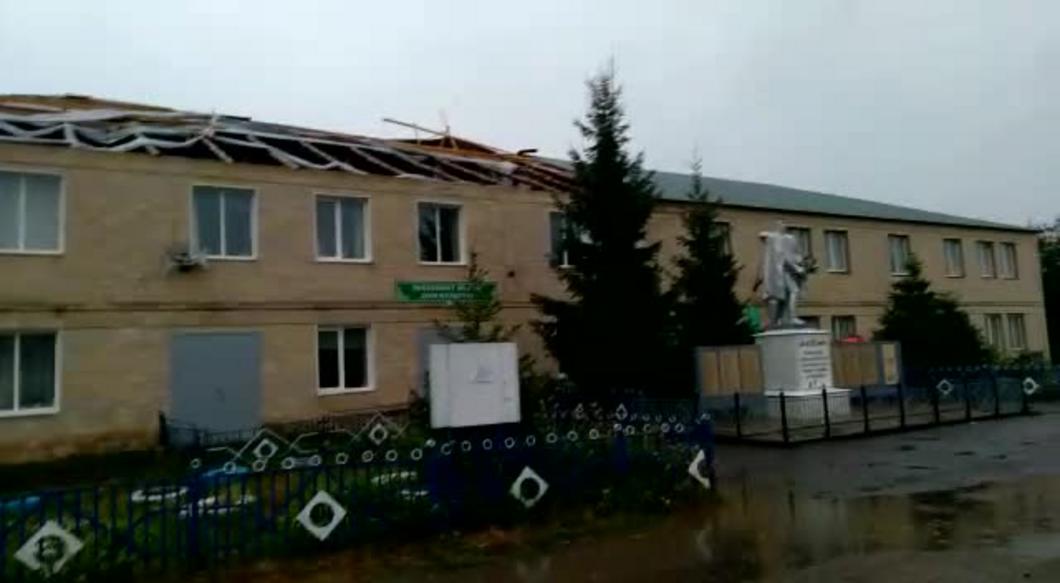 Сообщили подробности о срыве крыши у сельского дома культуры в селе Сугушла в Татарстане