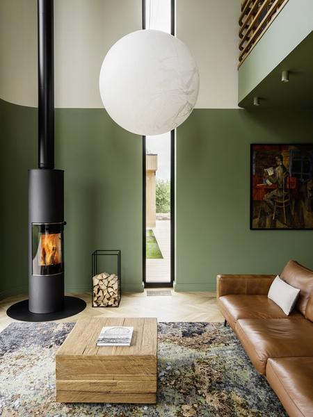 Бекмамбетов и Фишман показали интерьер своего «непрестижного» особняка в Казани