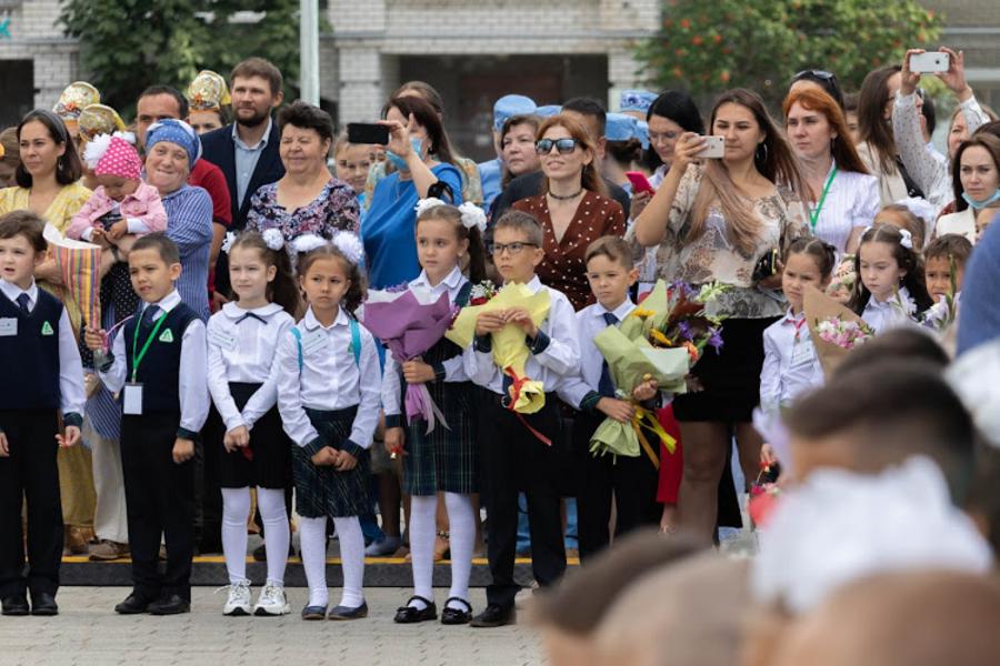 Ильдар Гильмутдинов: Нельзя допускать подростков к контенту, который призывает к самоубийству или пользованию оружием