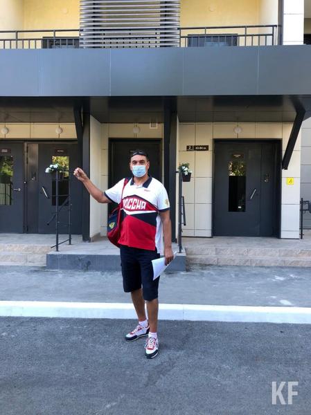 Дольщики казанского старейшего долгостроя начали получать ключи от квартир Дольщики казанского старейшего долгостроя начали получать ключи от квартир