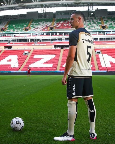 Слуцкий пообещал болельщикам «Рубина» чемпионство