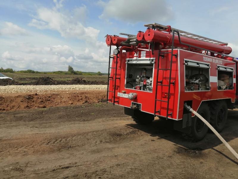 В Татарстане загорелся грузовик за селом Слобода Черемуховая