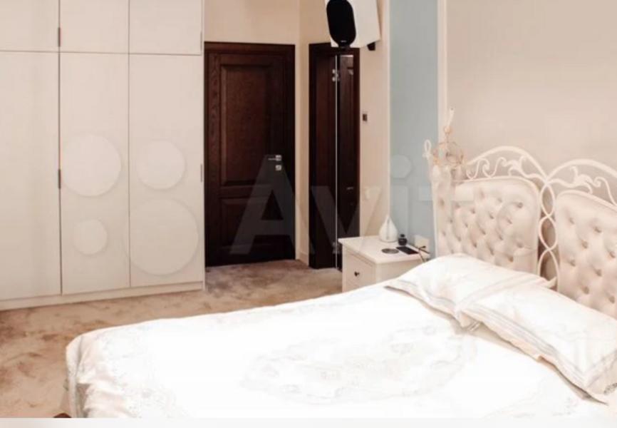 Квартиру арестованного блогера Юрия Хованского выставили на продажу за 45 млн рублей Квартиру арестованного блогера Юрия Хованского выставили на продажу за 45 млн рублей