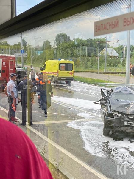 Бентономешалка снесла на дороге Казани три машины