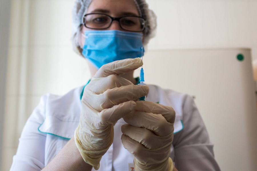 Антиковидная истерия: почему людей заставляют, а не убеждают сделать прививку от коронавируса