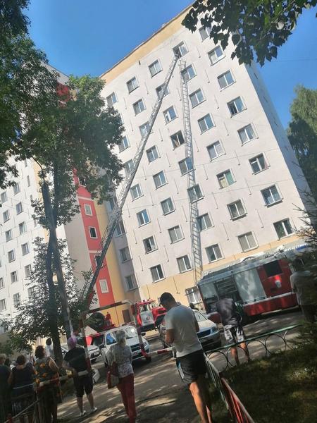 На пожаре в жилом доме Нижнекамска пострадала девушка