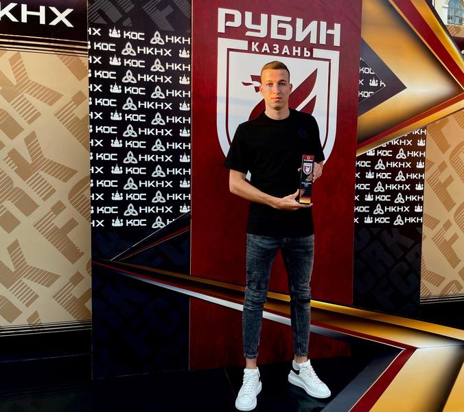 Слуцкий пообещал болельщикам «Рубина» чемпионство