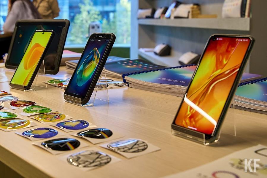 «Если вы не купите телефон прямо сегодня, то даже не приценивайтесь, это бессмысленно»: что происходит с рынком Apple?