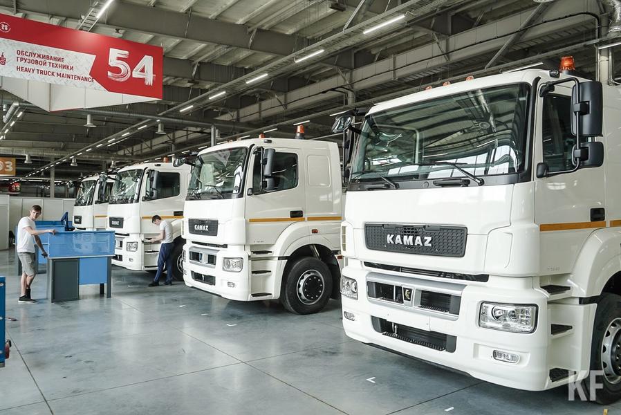 «Шо, опять?!»: КАМАЗу «накинули» санкций