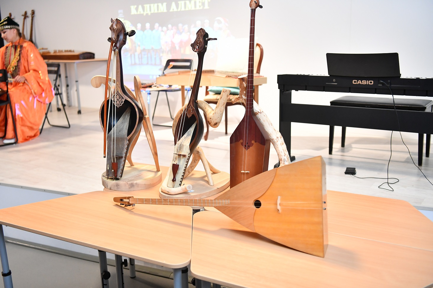 «Татнефть» планирует создать фабрику по изготовлению старинных тюркских музыкальных инструментов