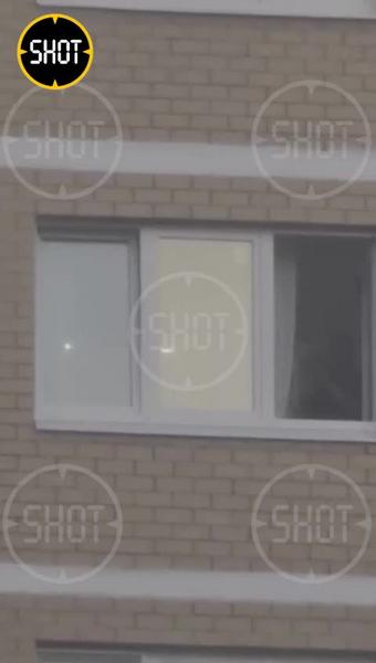 Бортпроводник NordWind устроил стрельбу из окна в Подмосковье