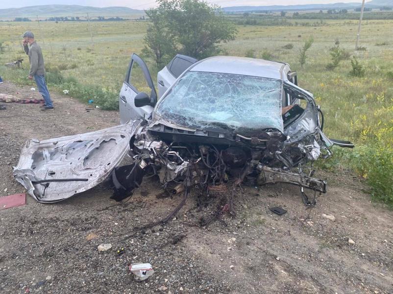 В страшной аварии в Оренбургской области погибли 7 человек