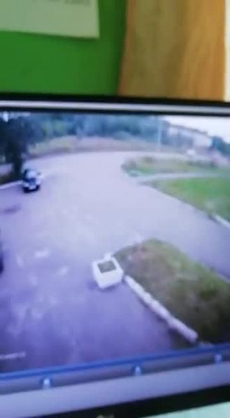 В Казани иномарка врезалась в «ГАЗель», вылетела в кювет и перевернулась: один человек погиб