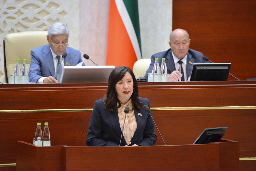 Как величать Минниханова и поедут ли депутаты на Донбасс: Госсовет Татарстана ушел на каникулы Как величать Минниханова и поедут ли депутаты на Донбасс: Госсовет Татарстана ушел на каникулы