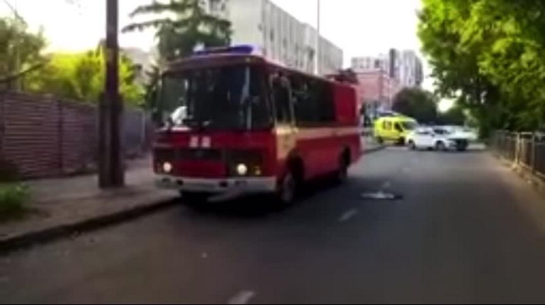 На Чехова в Казани полыхает жилое историческое здание На Чехова в Казани полыхает жилое историческое здание