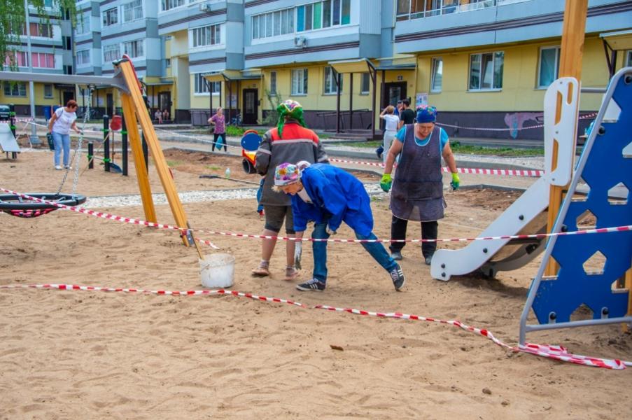 В нижнекамской квартире, где произошел взрыв бытового газа, оперативники обнаружили повреждение газового шланга