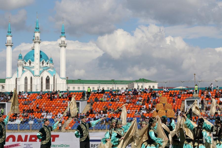 Отличное начало спортивного уикэнда в Казани. Сборная России уверенно обыграла Иран. Дальше больше
