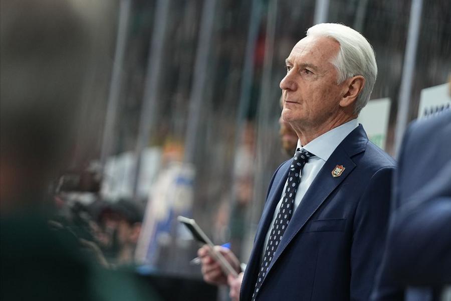 Прощание с Капитаном: легенда «Ак Барса» Данис Зарипов шумно заканчивает с хоккеем