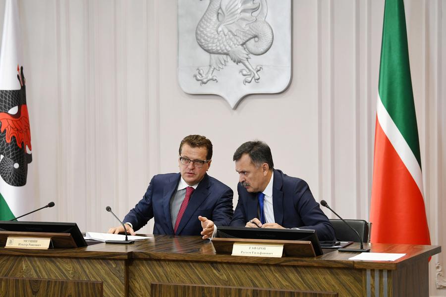 «Футбол не отменяет наших обязательств по капремонту и строительству дорог»