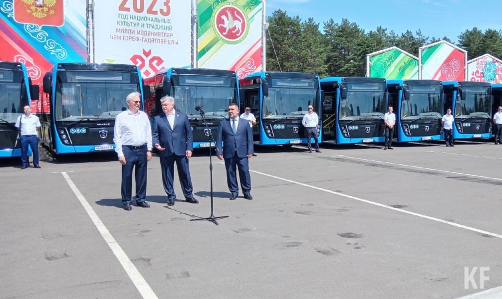 «Люди не должны жить в неведении» - мэр Челнов призвал жителей начать бороться с корью