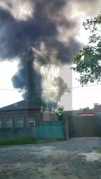 Пожар на складе с макулатурой под Ростовом-на-Дону удалось локализовать