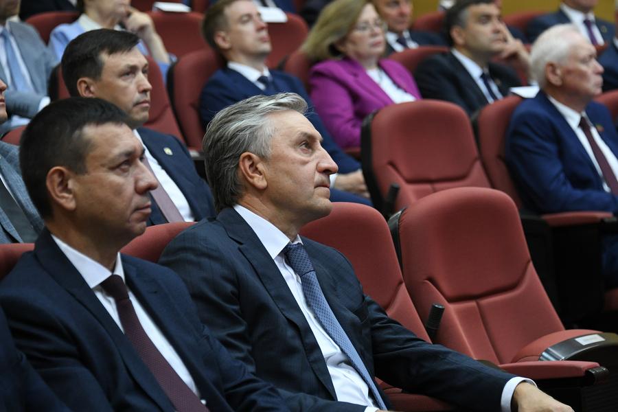 «Ситуация под контролем, но второе полугодие будет еще сложнее»: Минниханов указал на резервы в бюджете Татарстана