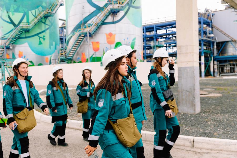 За год «Казаньоргсинтез» посетили 2 тысячи туристов