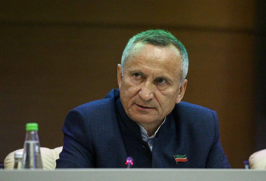 Билинговое обучение, поездки в Китай, больше бюджетных мест и современные общежития: что предлагают абитуриентам в ведущих казанских вузах